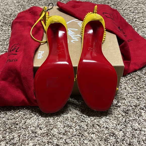 Authentic Christian Louboutin size 41 - Picture 2 of 3